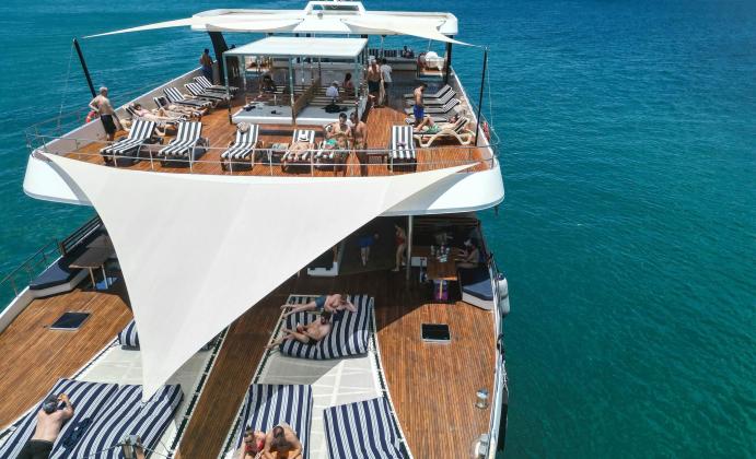 Catamaran for 200 people